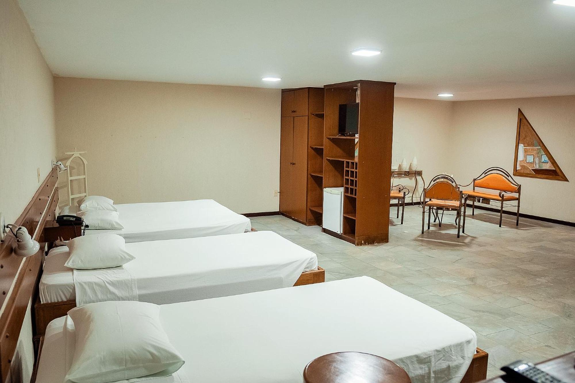 Sakr Hotel Penápolis Extérieur photo
