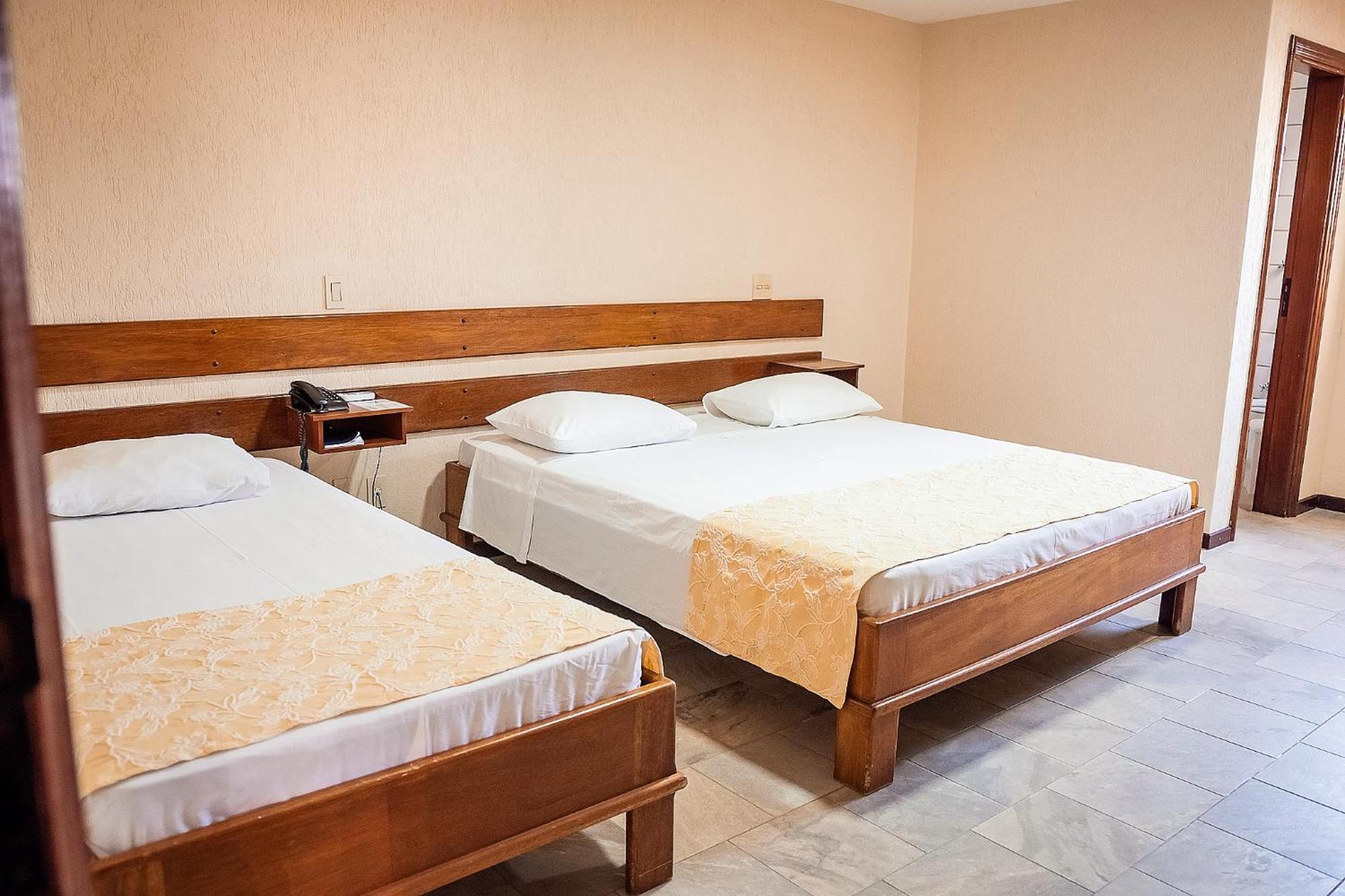 Sakr Hotel Penápolis Extérieur photo